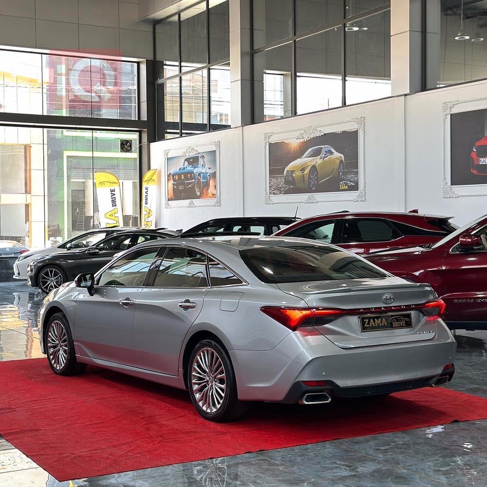 Toyota Avalon